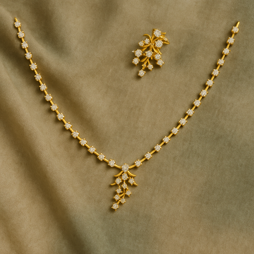 Lightweight Diamond Necklace Set