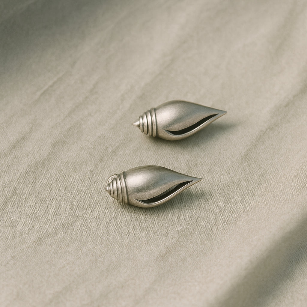 Shankha Sutra Earrings