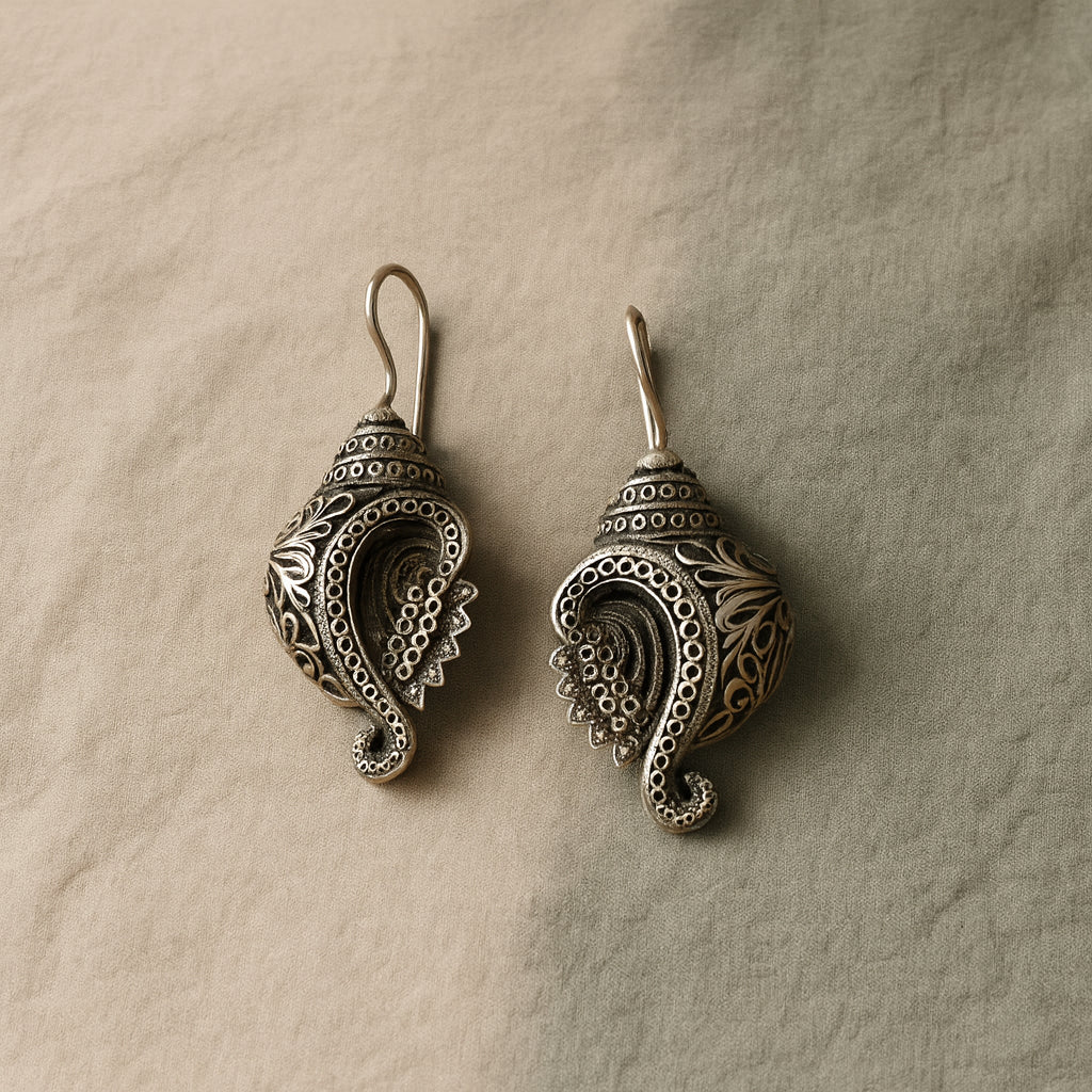 Virāsat Paisley Earrings